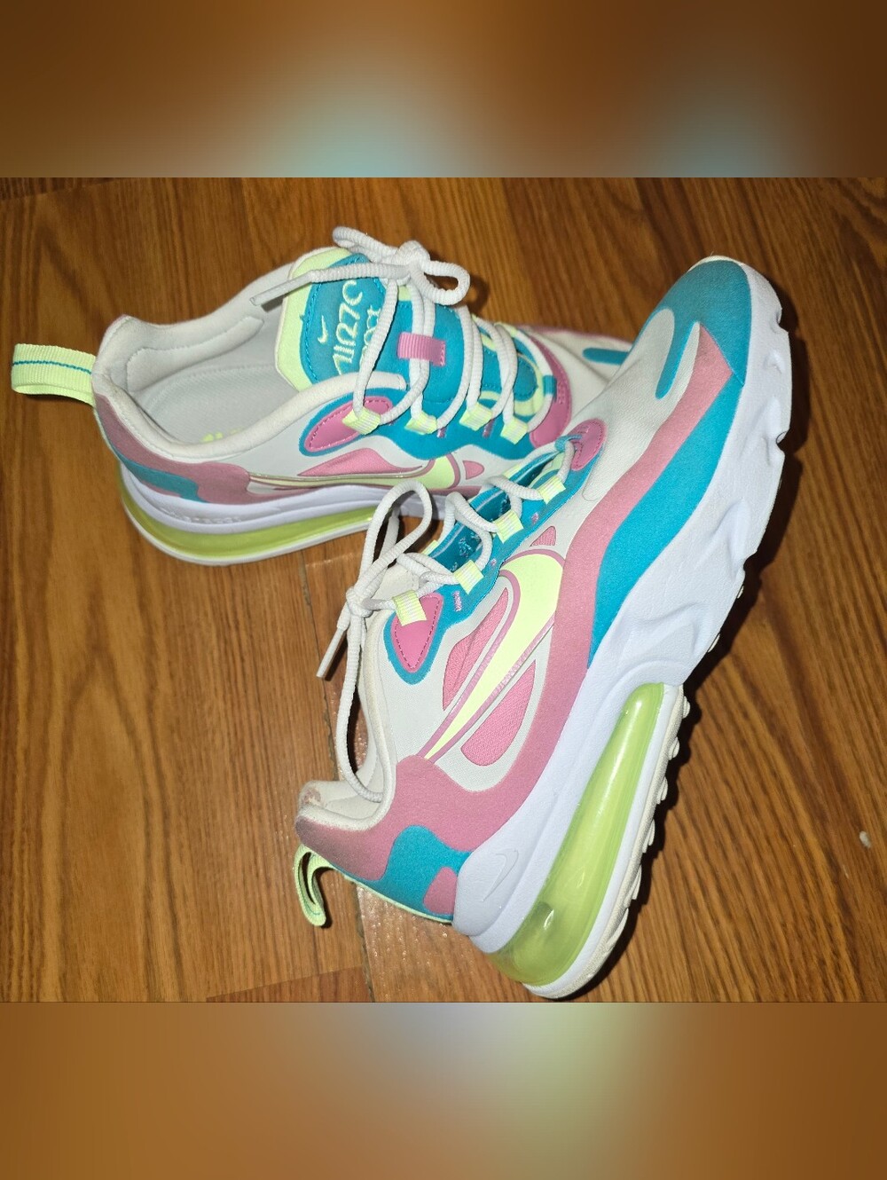 Nike Air Max 270 React Pastel